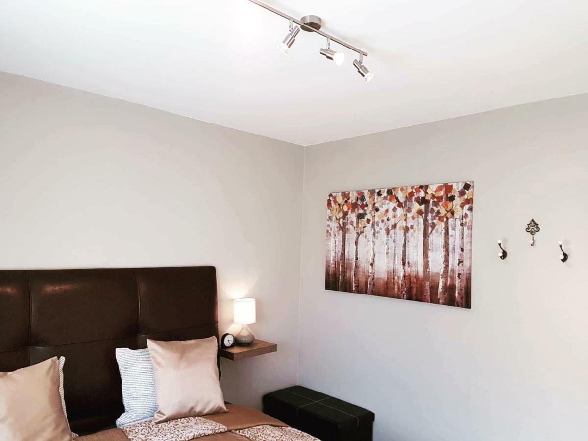 Akureyri Central Rooms Екстер'єр фото